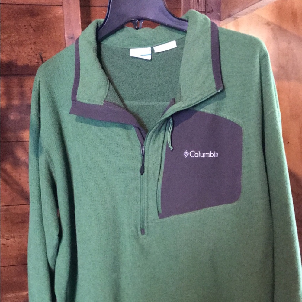 Columbia Pull Over